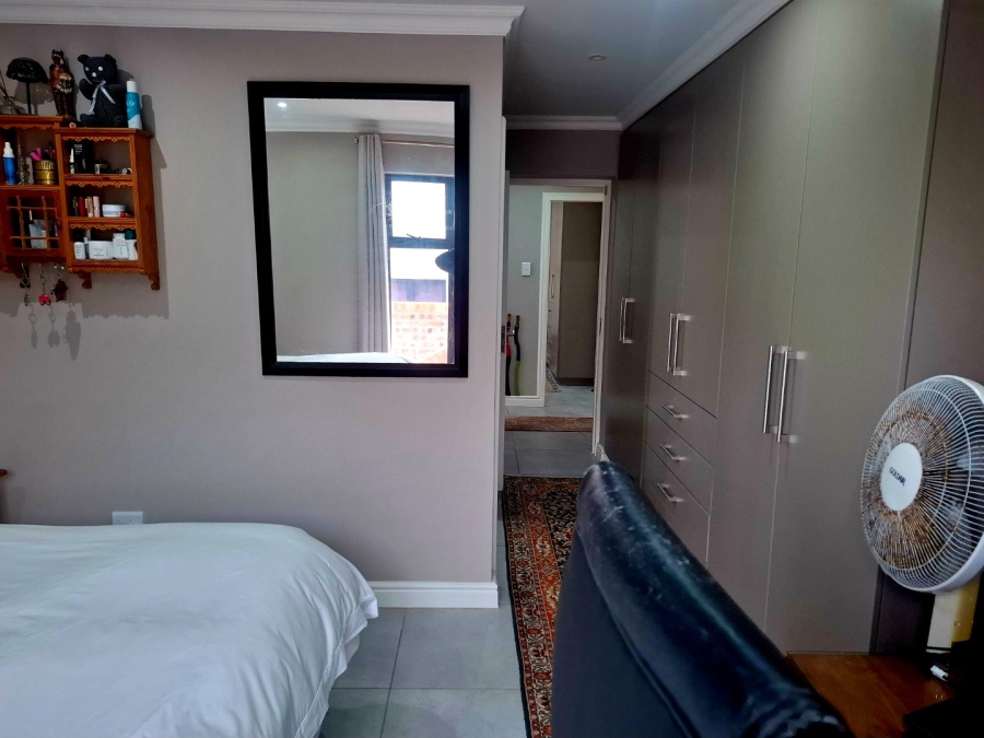 2 Bedroom Property for Sale in Hartenbos Central Western Cape